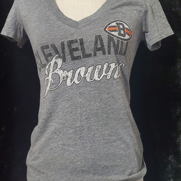 7 OHIO Sports... Seven tops size small (two say xl, but they fit as a small) - Picture 2 of 10